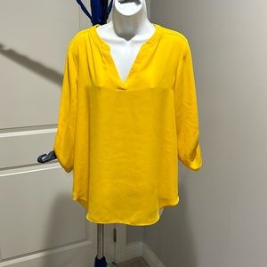 Chaus women’s 3/4 sleeve blouse